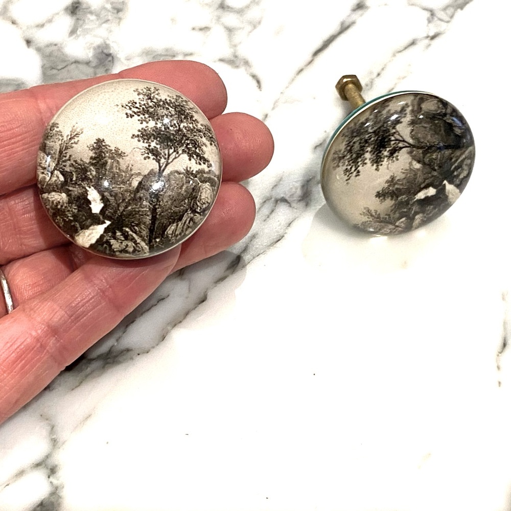 Drawer pulls